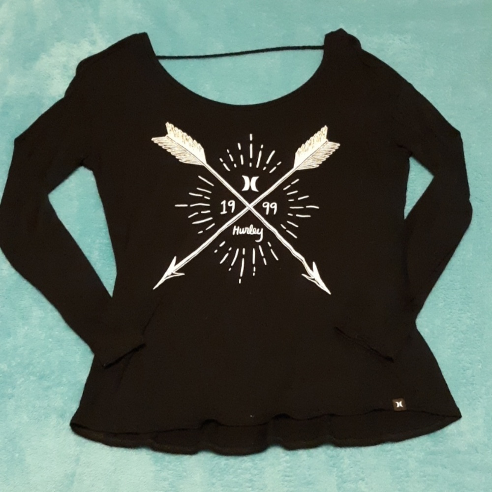 Hurley top